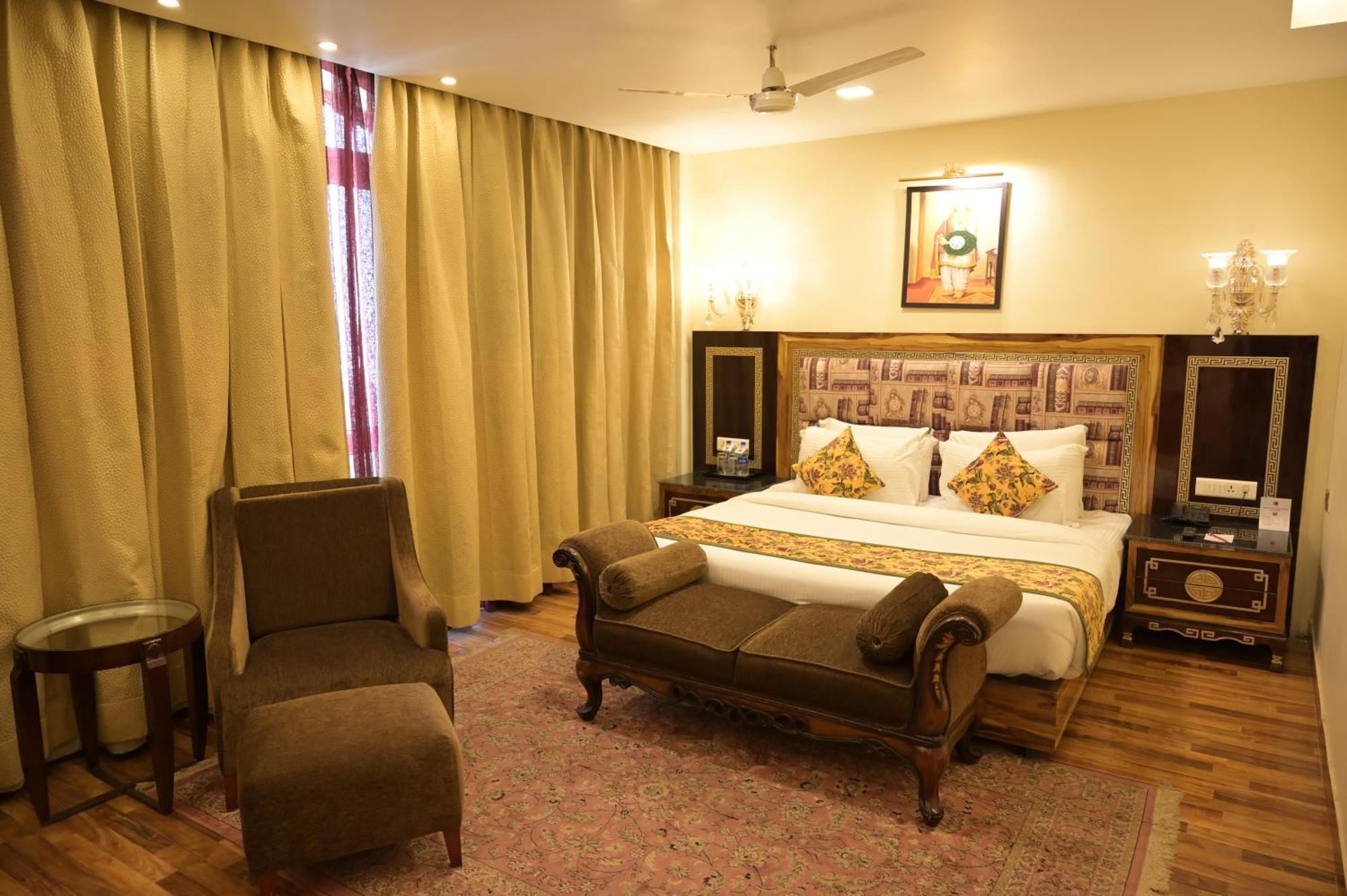 Hk Clarks Inn, Amritsar Exterior photo