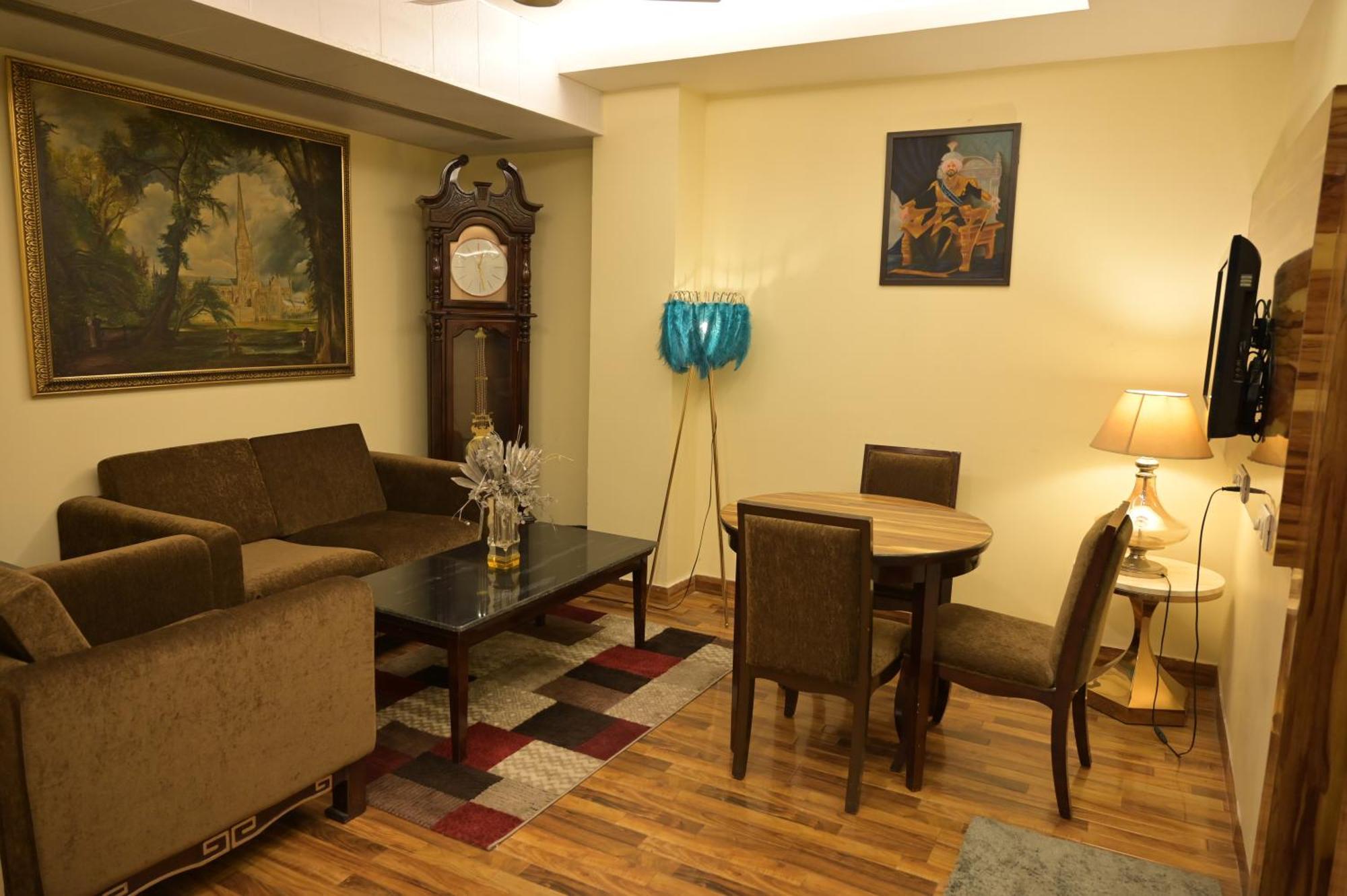 Hk Clarks Inn, Amritsar Exterior photo