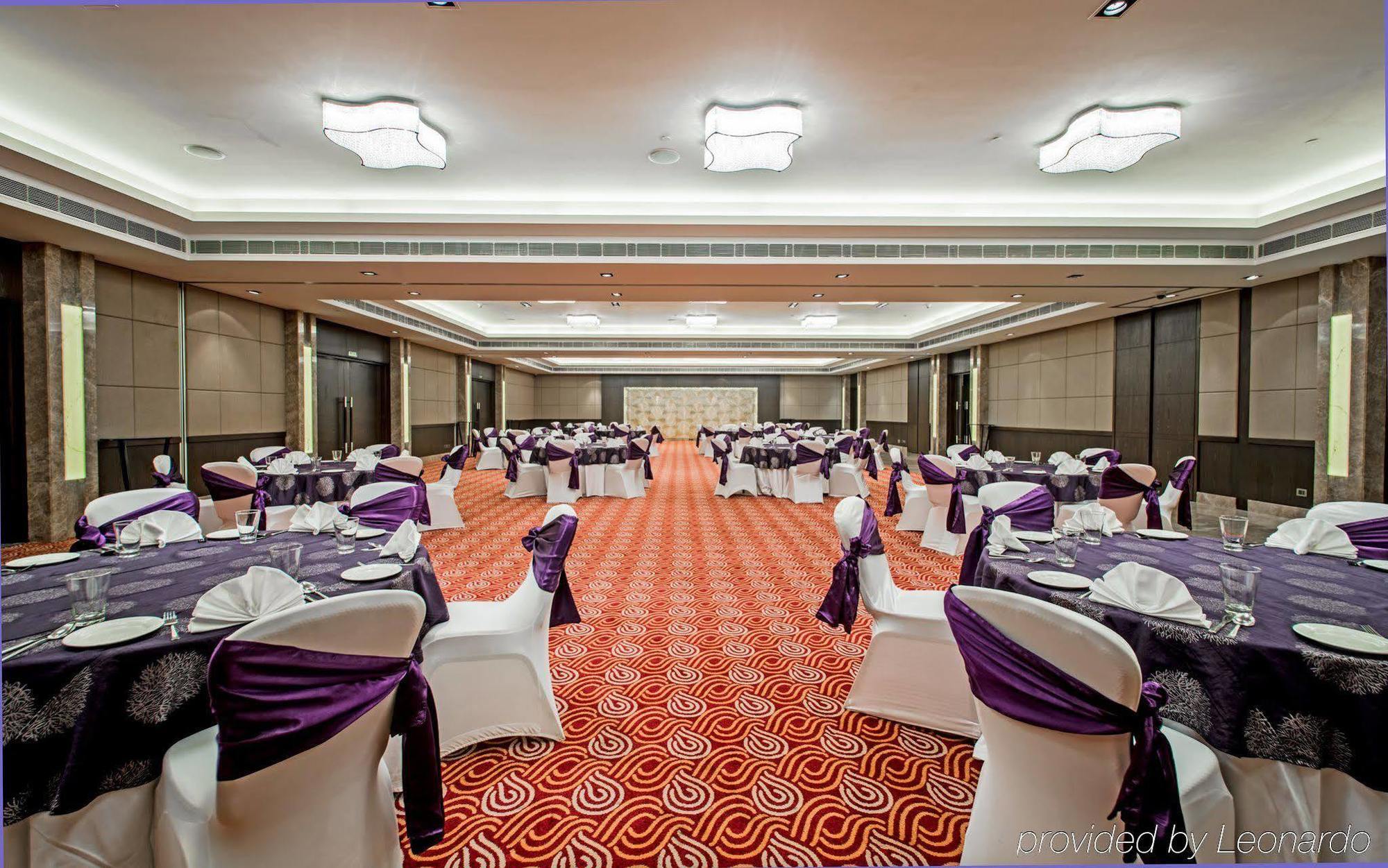Hk Clarks Inn, Amritsar Exterior photo