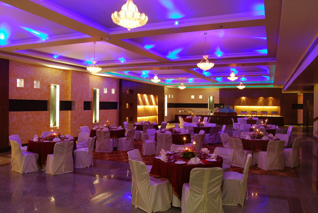 Hk Clarks Inn, Amritsar Exterior photo